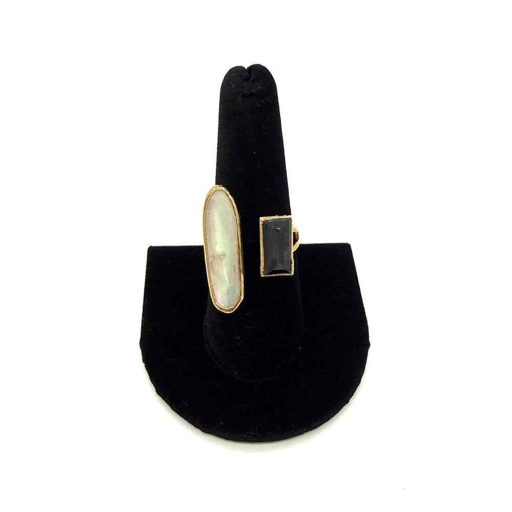 NWT Gold Open Band Ring with Iridescent Mother-of-Pearl and Black Stone